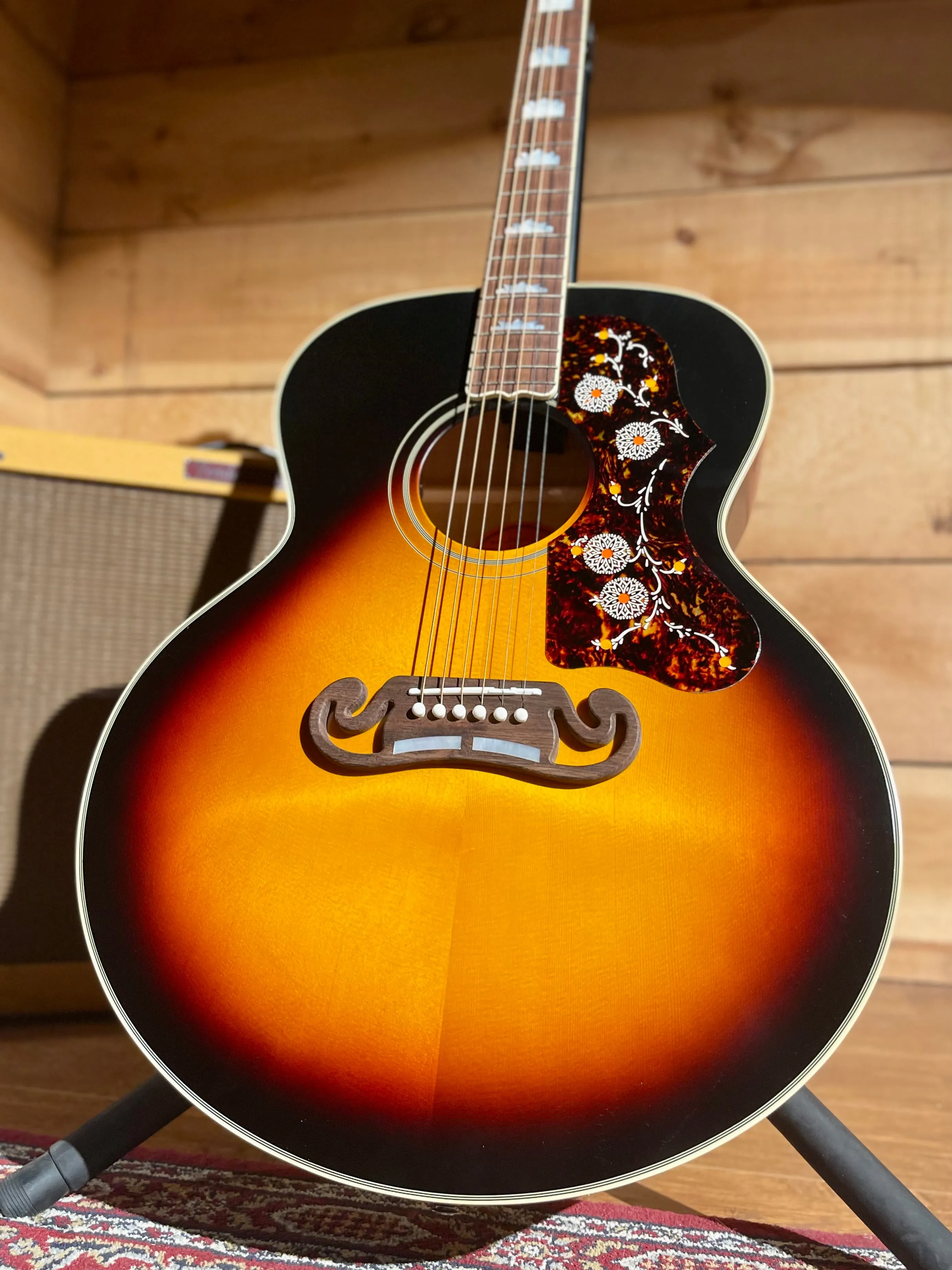Epiphone 1957 SJ-200, Antique Vintage Sunburst