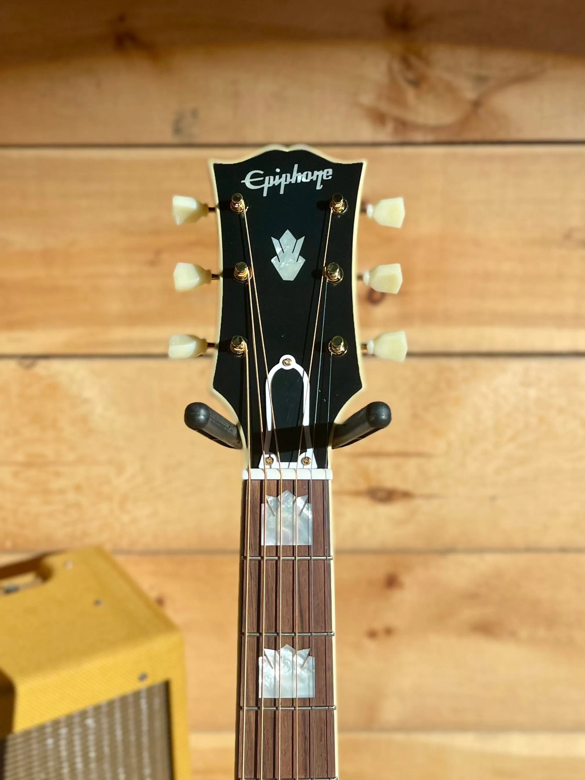 Epiphone 1957 SJ-200, Antique Vintage Sunburst